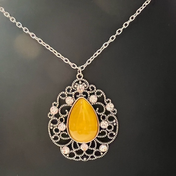 Yellow and Silver with White Rhinestones Long Necklace. - Picture 1 of 3